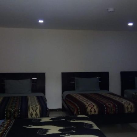 The Backpacker Hostal Ibarra Ngoại thất bức ảnh