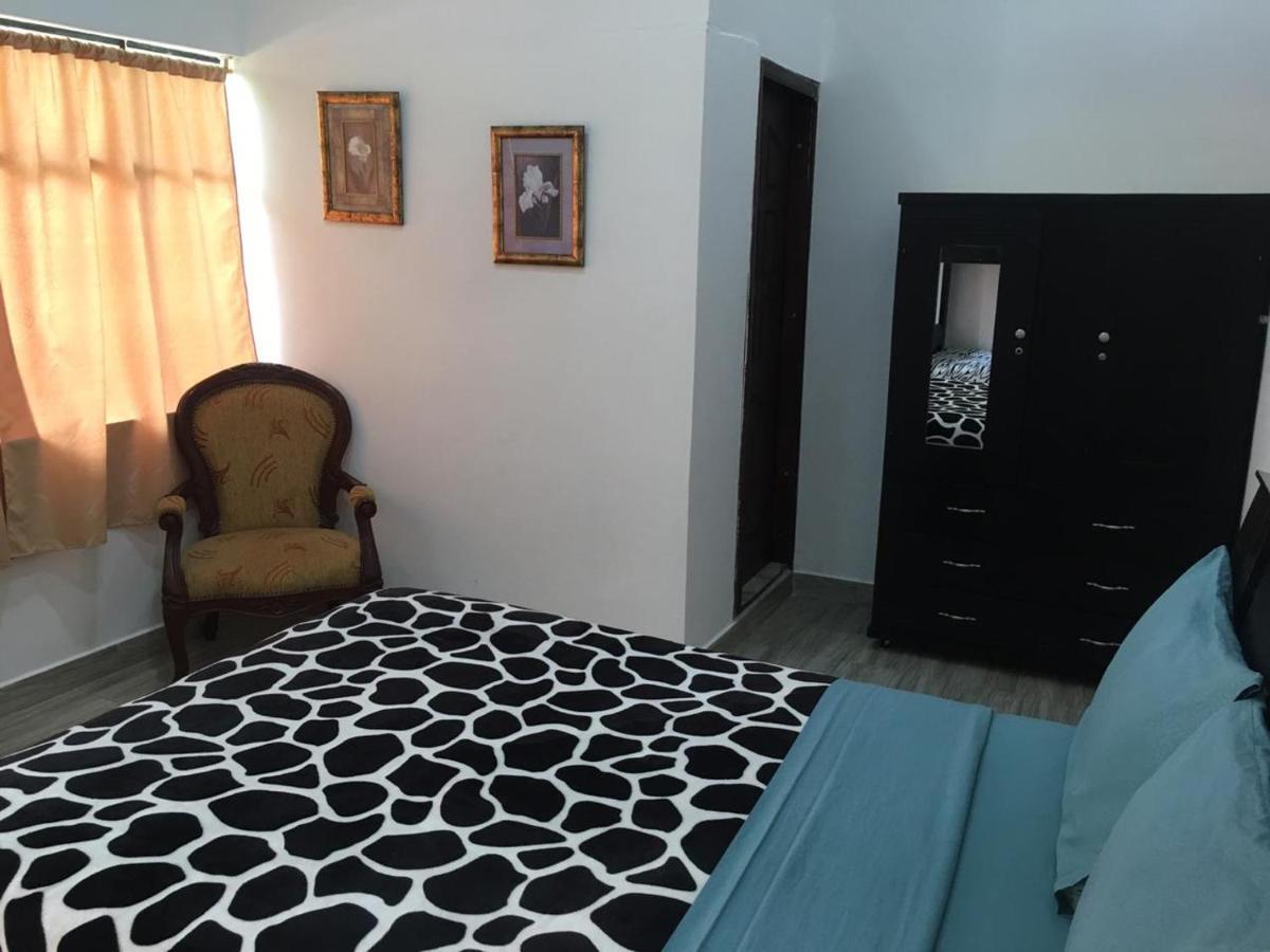 The Backpacker Hostal Ibarra Ngoại thất bức ảnh